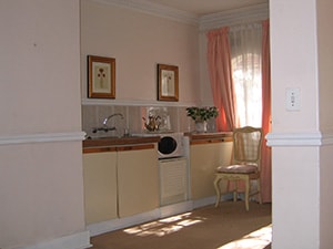 Self Catering Flat | Mary's Room | Kitchenette